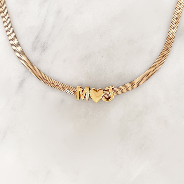 Collar de Iniciales de Amor