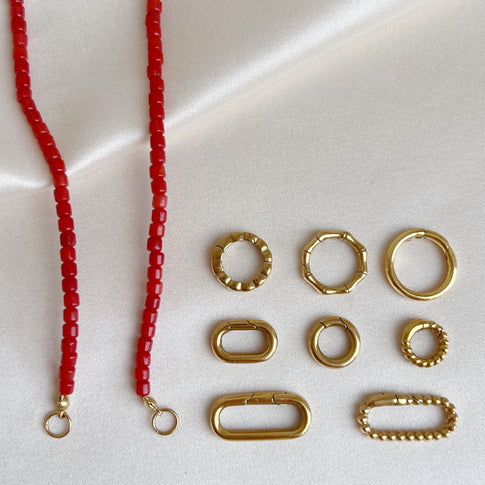 Basis Choker mit rotem Würfel