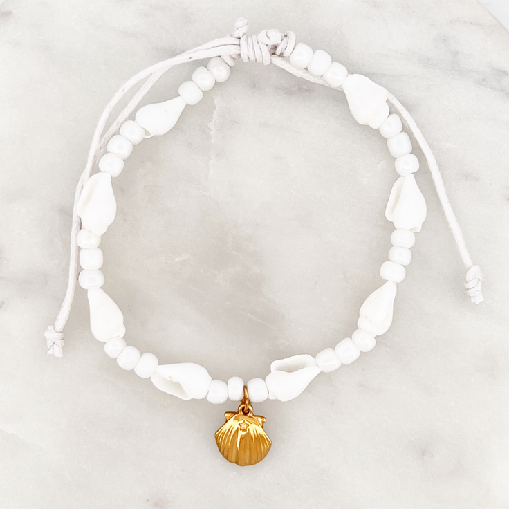 Weißes Muschel Armband mit Jakobsmuschel