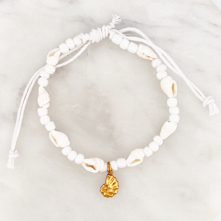 Weißes Muschelarmband Meeresmuschel