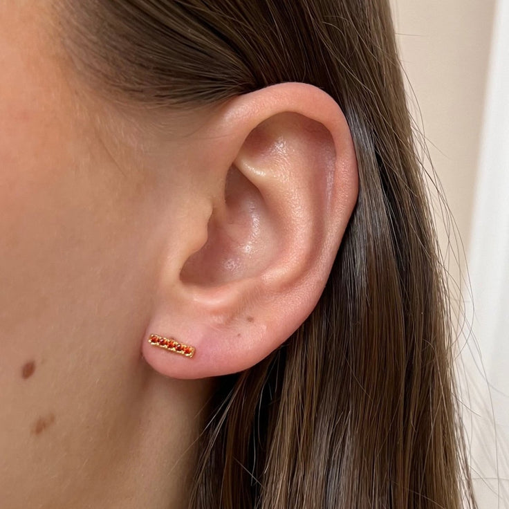 Earstud Garnet Staple - ByNouck Jewelry