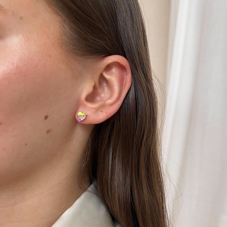 Earstud Holographic Heart - ByNouck Jewelry
