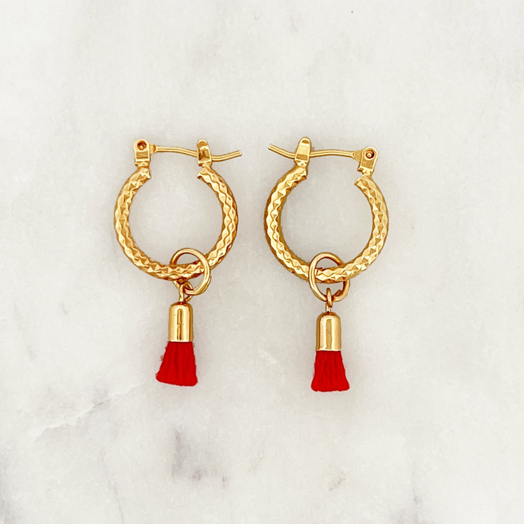 Outlet Aros Facetados de Borla Roja